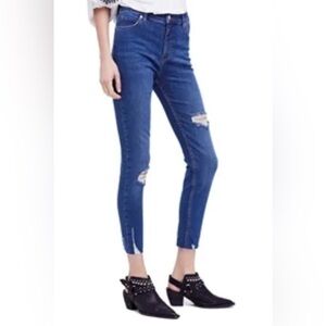 Free People Distressed Raw Hem Skinny Jeans Size 27